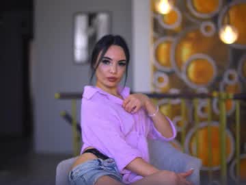 Anora