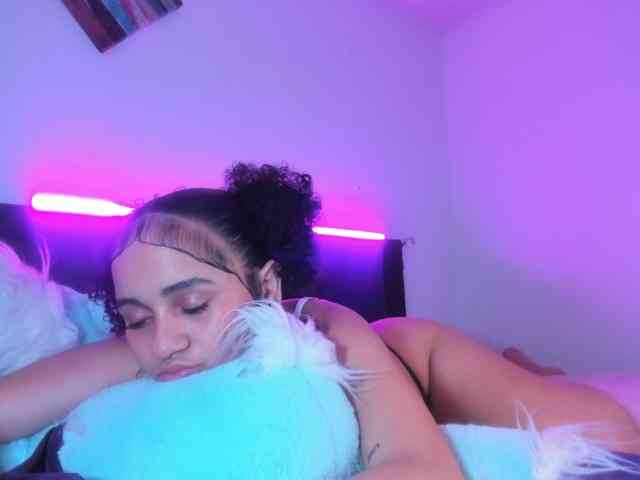 Bella_Byers