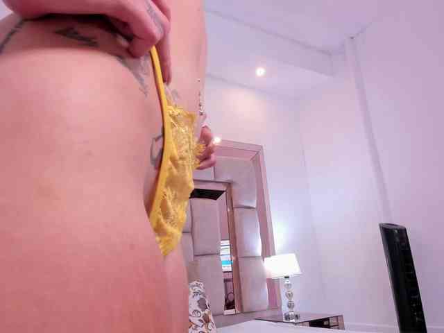 hornylittleanny