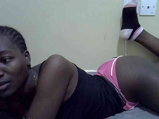 Ebonypetiti