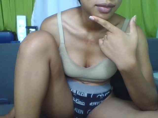 HotgirlURIEL