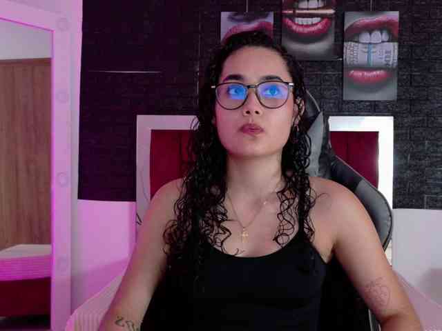 hotttgiirllesbian