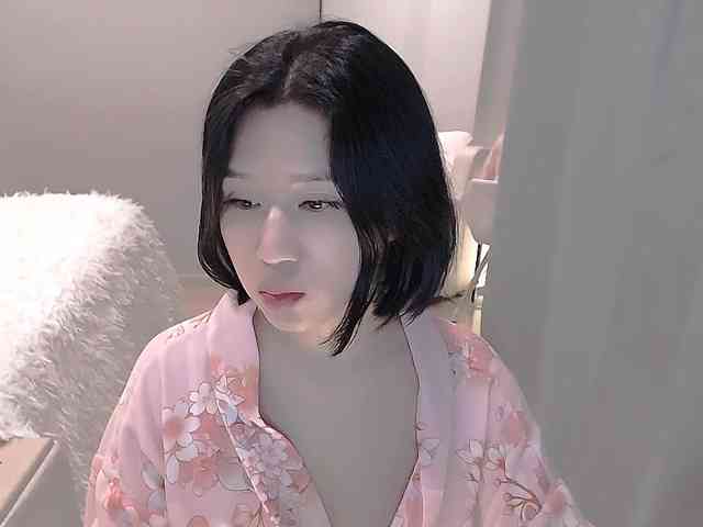 LucyLiu