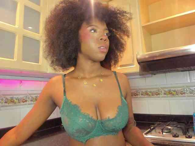 AmiraJones