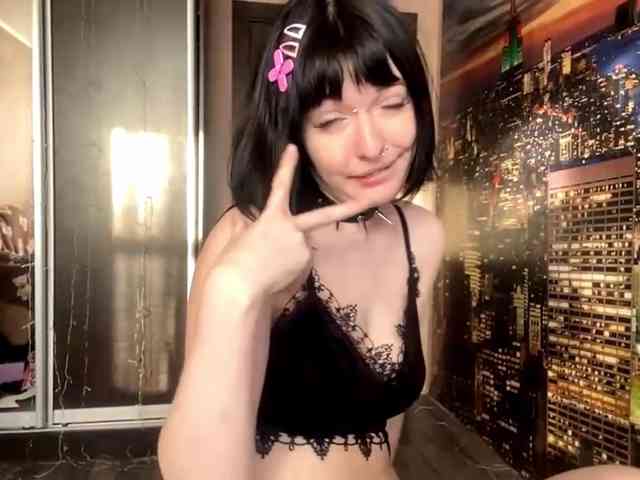 virusDoll