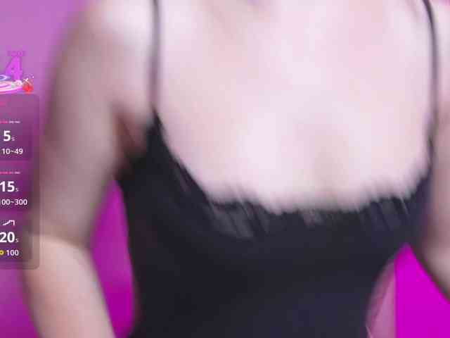 ArianaHotAriana