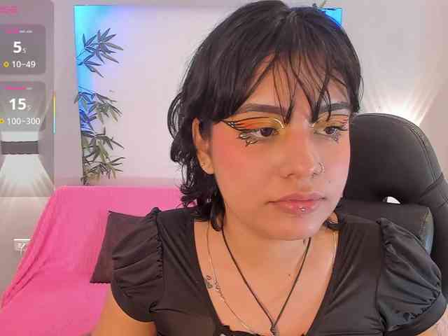 Roxy-Sunny