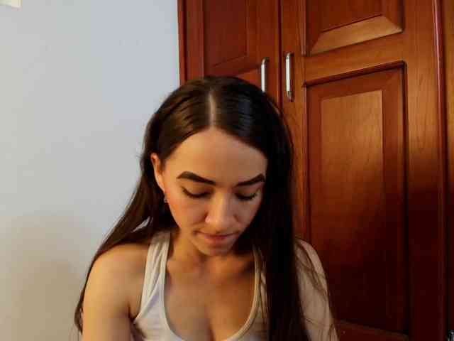 Alice-browwn-12