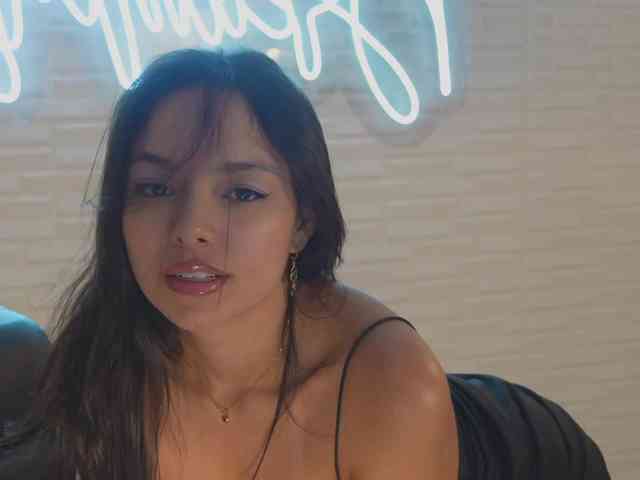 NaomiSainz