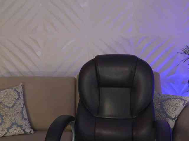 NaomiSainz