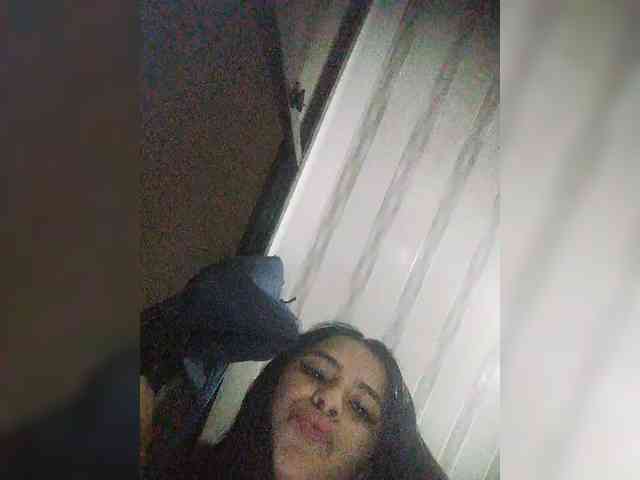 SalomeeHillss