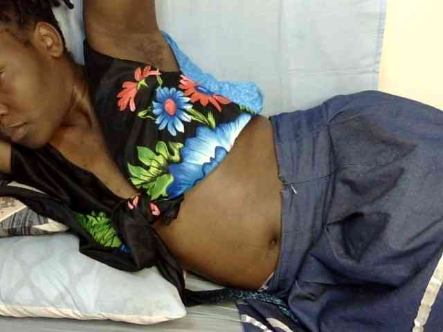Sweet-ebony20