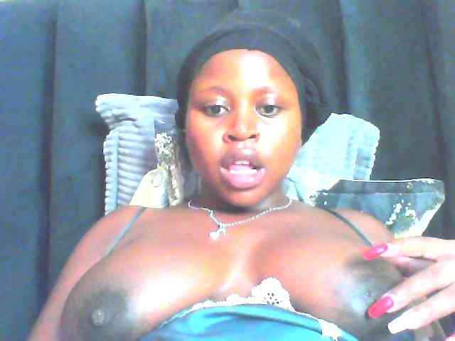 EboniesBelle