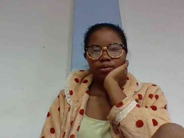 Juliah1a