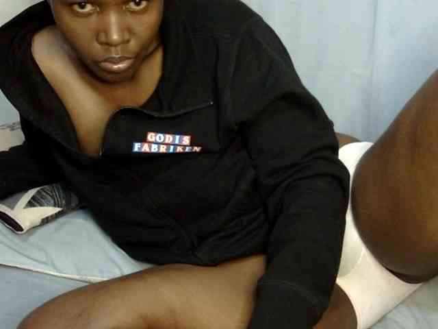 Sweet-ebony20